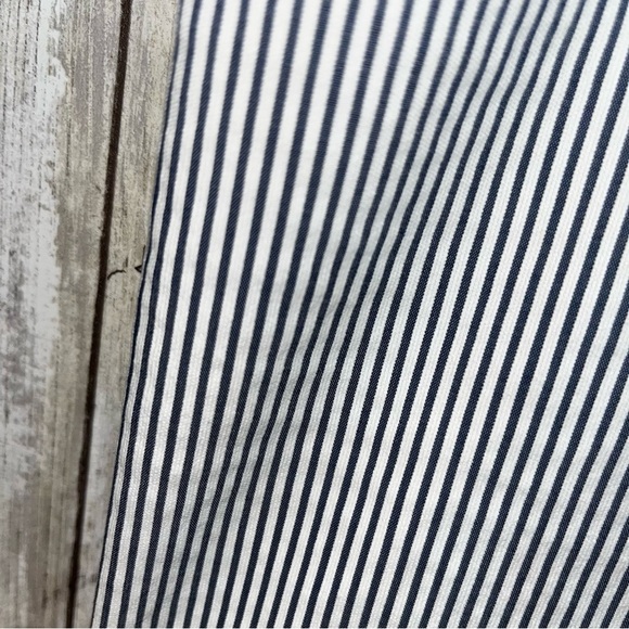 Ann Taylor Pinstripe Straight Leg Crop Pants - Picture 4 of 8